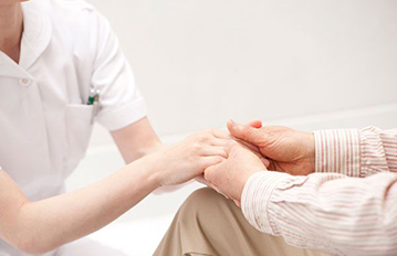 加拿大（留学+工作+移民）护理移民项目